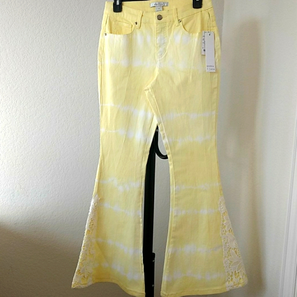 Gemma + Jane Yellow Jeans Woman Lace Boot Cut